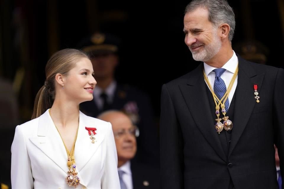 México buscó invitar a Princesa Leonor a toma de posesión de Claudia Sheinbaum como alternativa para que no viniera Rey de España, dice ABC.