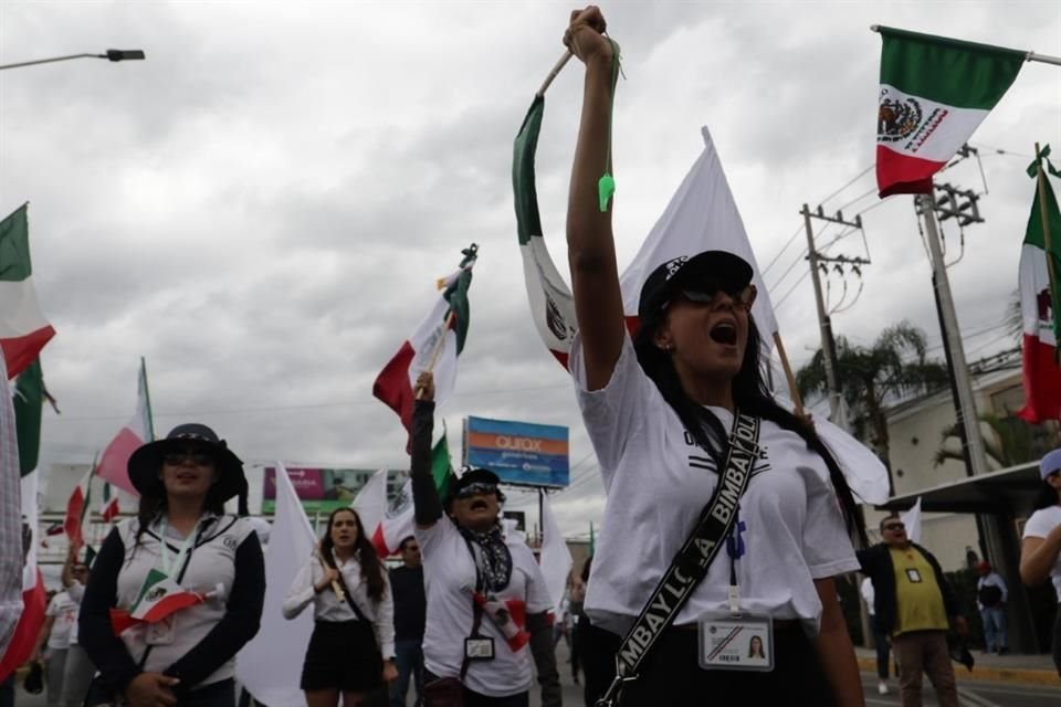 150 trabajadores del Poder Judicial de la Federación realizaron una manifestación.
