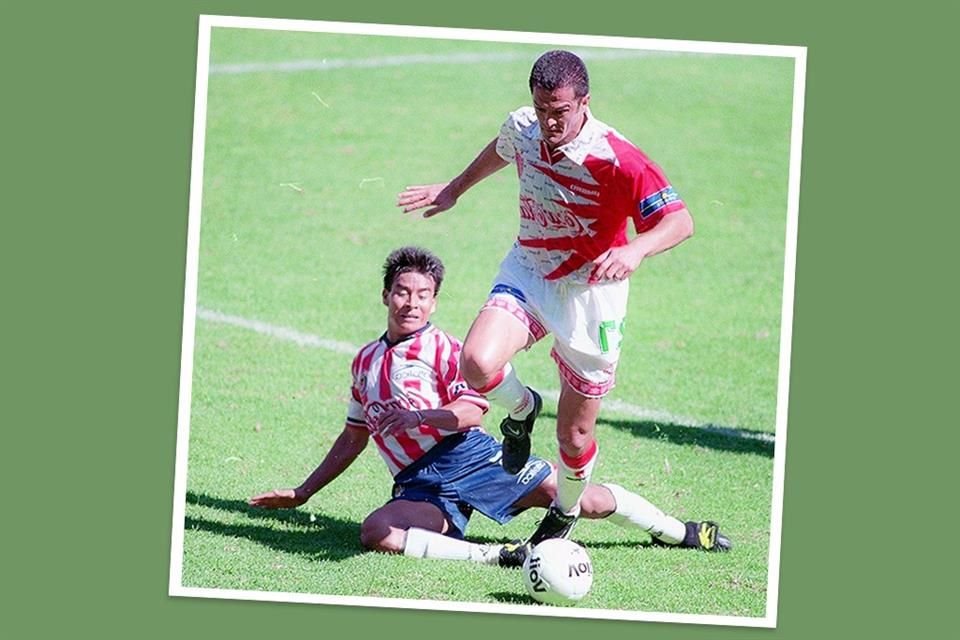 Carlos Hermosillo, ex jugador del Necaxa en la Final del Invierno 98 frente a Chivas.