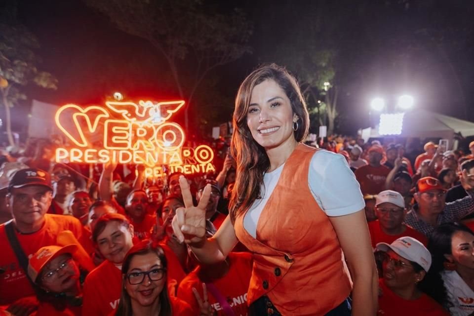 Verónica Delgadillo, Alcaldesa electa de Guadalajara.  