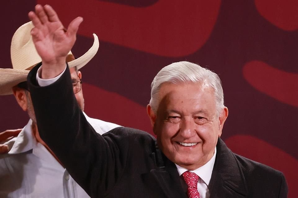 De acuerdo con el documento presentado, durante el sexenio de López Obrador se abrieron 165 mil 359 carpetas de investigación por homicidio doloso. 
