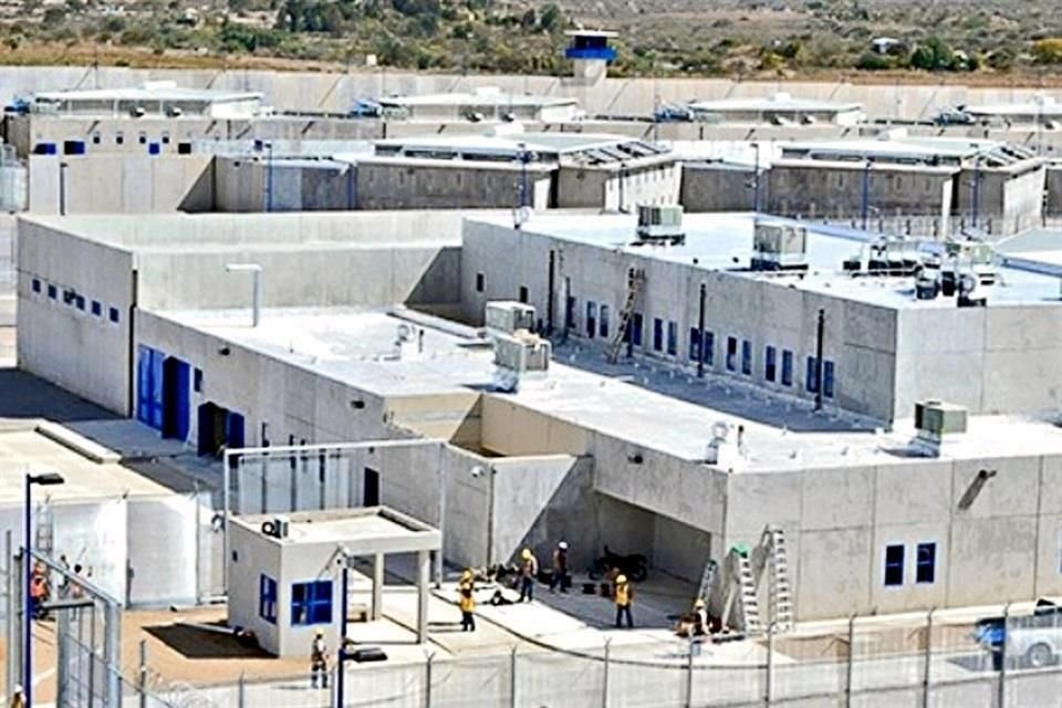 Oaxaca: Constructora GIA, dirigida por Hipólito Gerard.