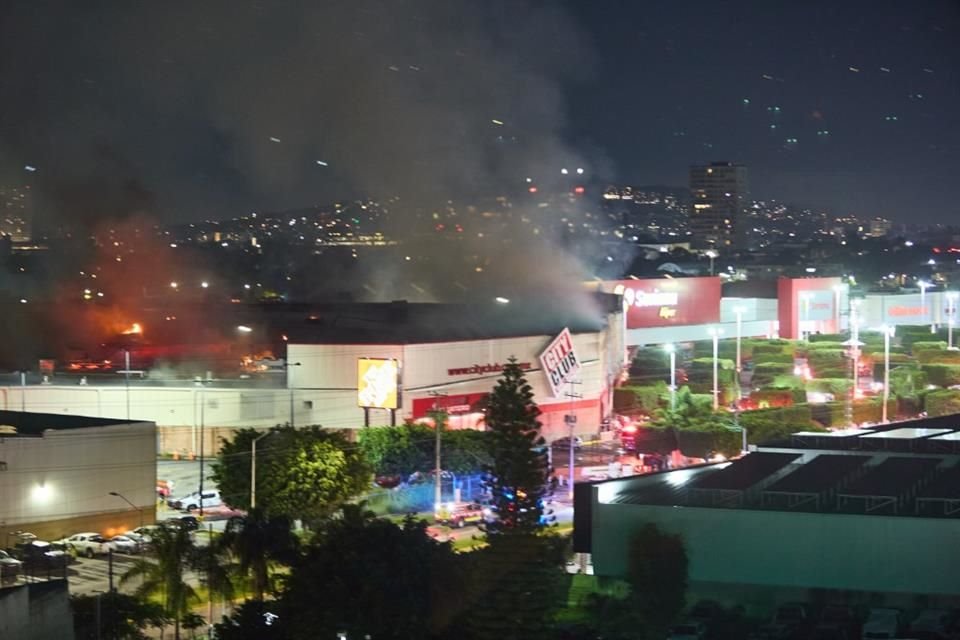 El incendio en City Club causo alarma en la zona de Cordilleras.