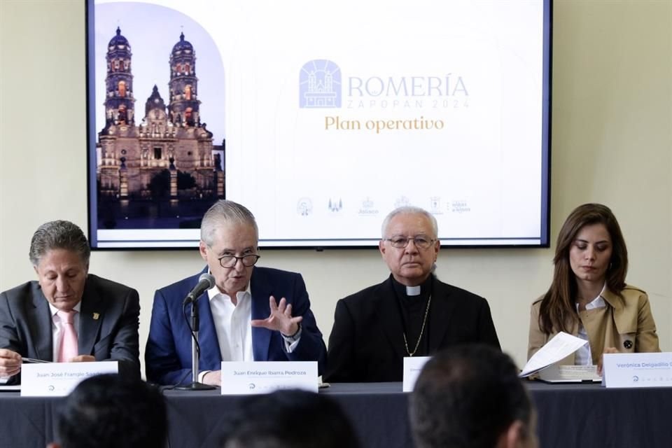 Conferencia de prensa para anunciar el operativo de la Romería 2024, realizado en las oficinas del arzobispado de Guadalajara.