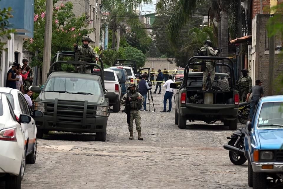 El ataque se registró en el cruce de Josefa Ortiz de Domínguez y Sinaloa, hasta donde llegaron patrullas de la policía municipal y elementos de la Sedena.
