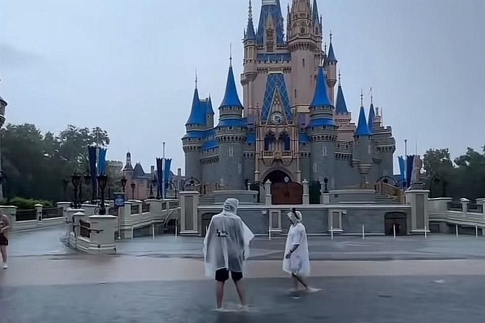 Con la llegada del huracán Milton, Walt Disney World tomó una serie de medidas preventivas para garantizar la seguridad de sus visitantes.