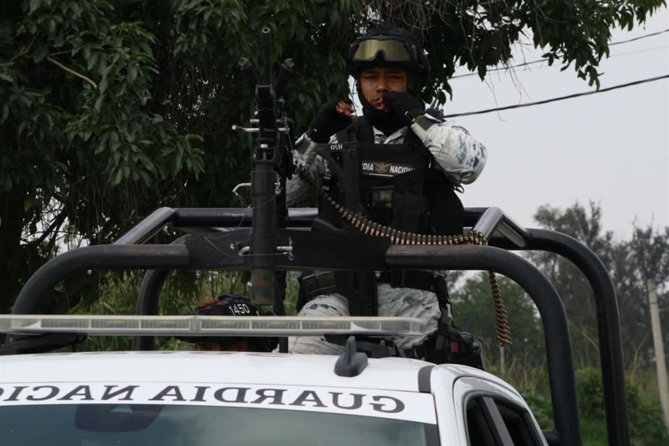 En el operativo también fueron desplegados elementos de la Guardia Nacional.