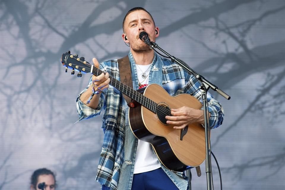 Dermot Kennedy tocó el corazón de sus fans con sus rolas.