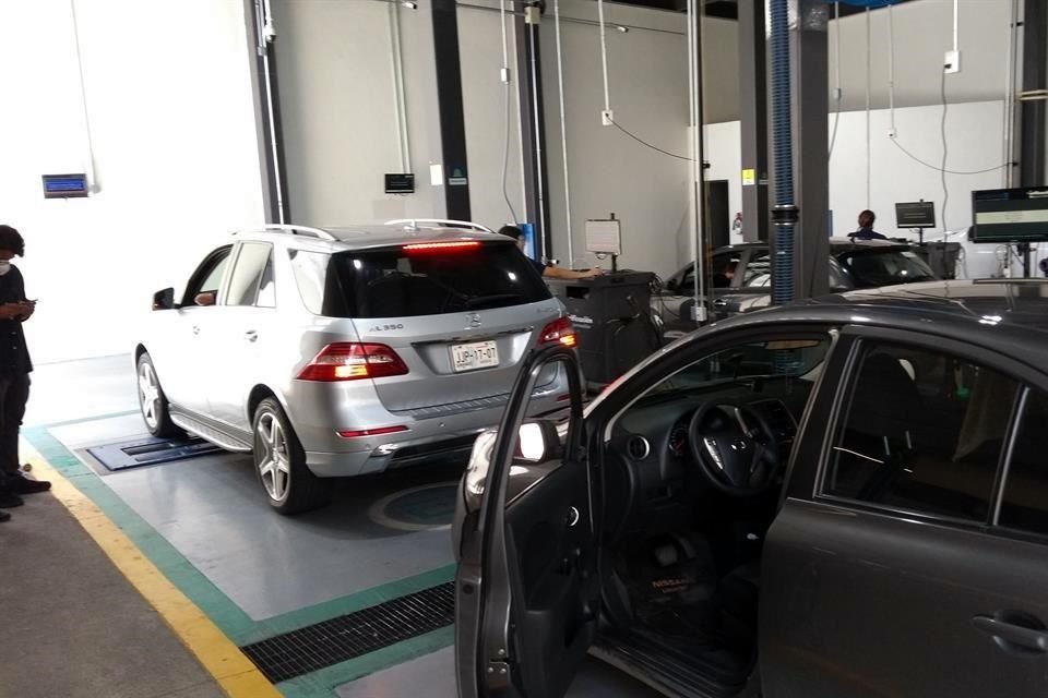 En el Área Metropolitana de Guadalajara, 83 de cada 100 vehículos que han realizado su control de emisiones han obtenido su holograma.