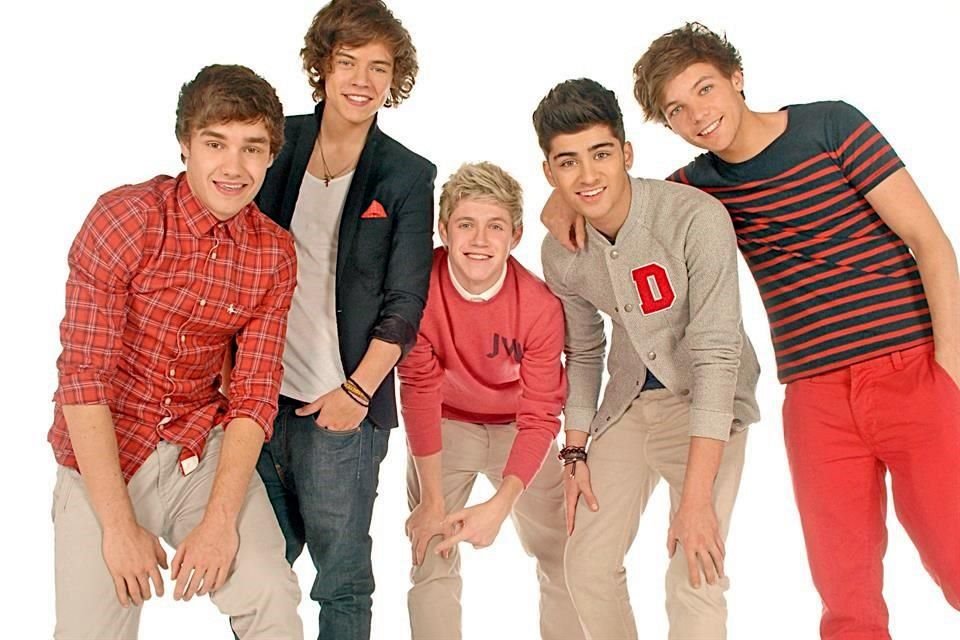 One Direction surgió en 2010 como idea de los jueces del reality 'The X Factor', liderados por Simon Cowell, quienes decidieron unirlo a Harry Styles, Niall Horan, Louis Tomlinson y Zayn Malik.