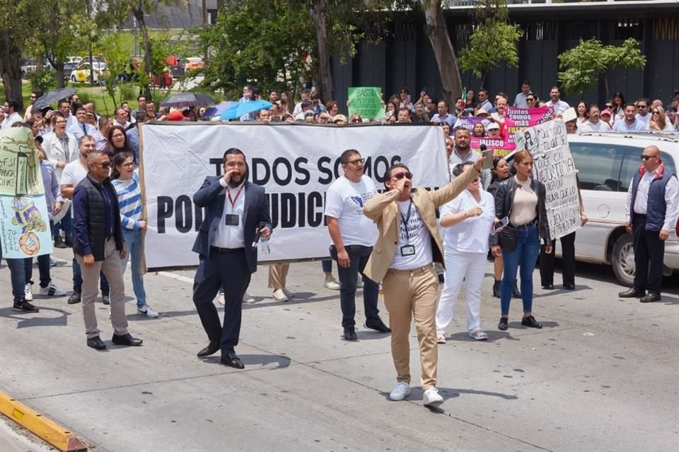 'Le están haciendo creer a la gente que el problema es el Poder Judicial en sí mismo y la solución es desmontarlo'.