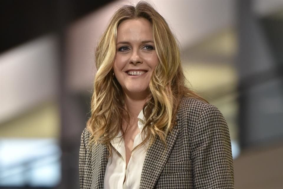 La actriz Alicia Silverstone se unirá al elenco de 'Bugonia', la próxima película de ciencia ficción dirigida por Yorgos Lanthimos.