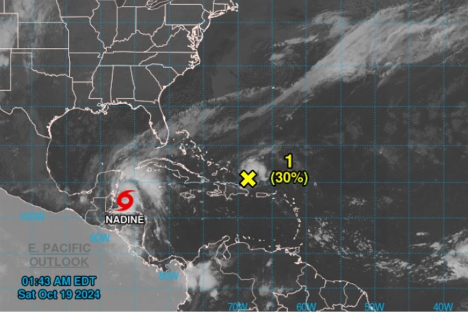 El ciclón 'Quince' se intensificó y formó la tormenta tropical 'Nadine', que generará lluvias torrenciales en QR, Campeche y Yucatán, según NHC.