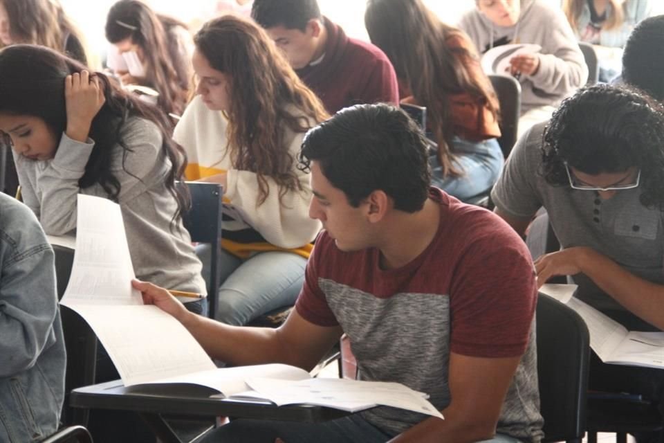 El 50 por ciento de los estudiantes también declararon haberse quedado sin comer por falta de recursos económicos.