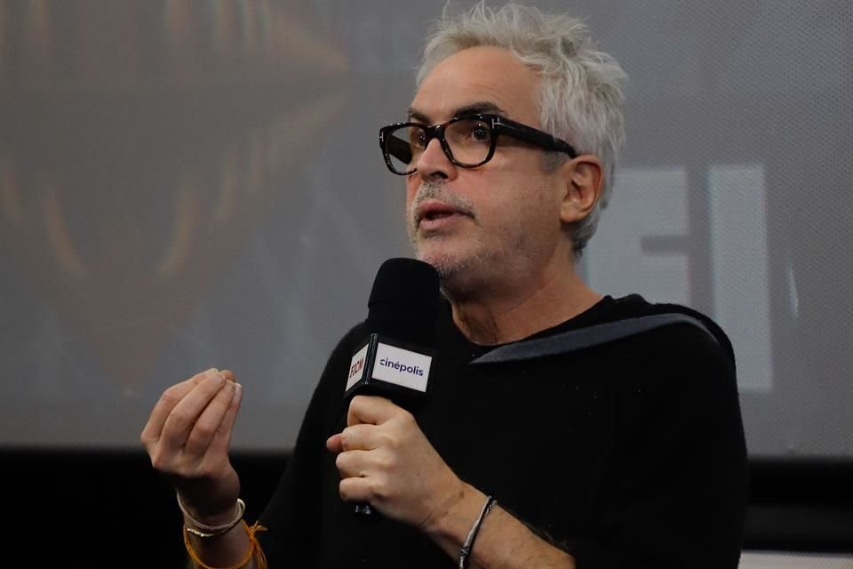 El director mexicano Alfonso Cuarón presentó este miércoles en Morelia una breve clase sobre uno de sus ídolos, el cineasta Alain Tanner.