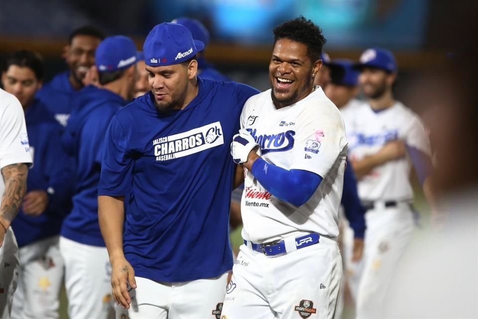 Con largo batazo de Reynaldo Rodríguez, los Charros de Jalisco vencieron en el segundo duelo a los Yaquis de Ciudad Obregón.