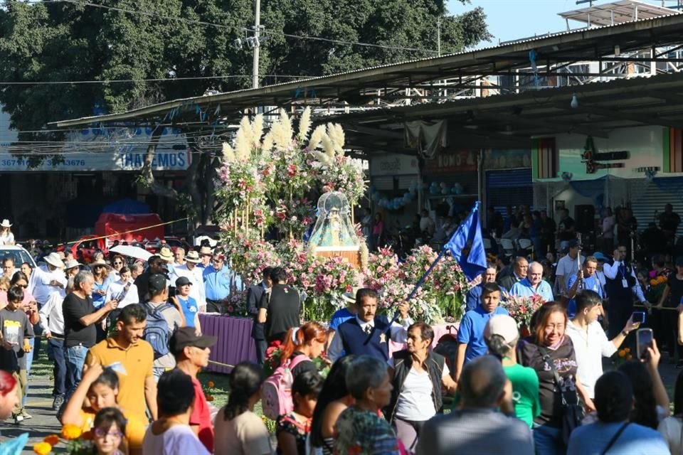 Le pidieron que protegiera a los negocios.