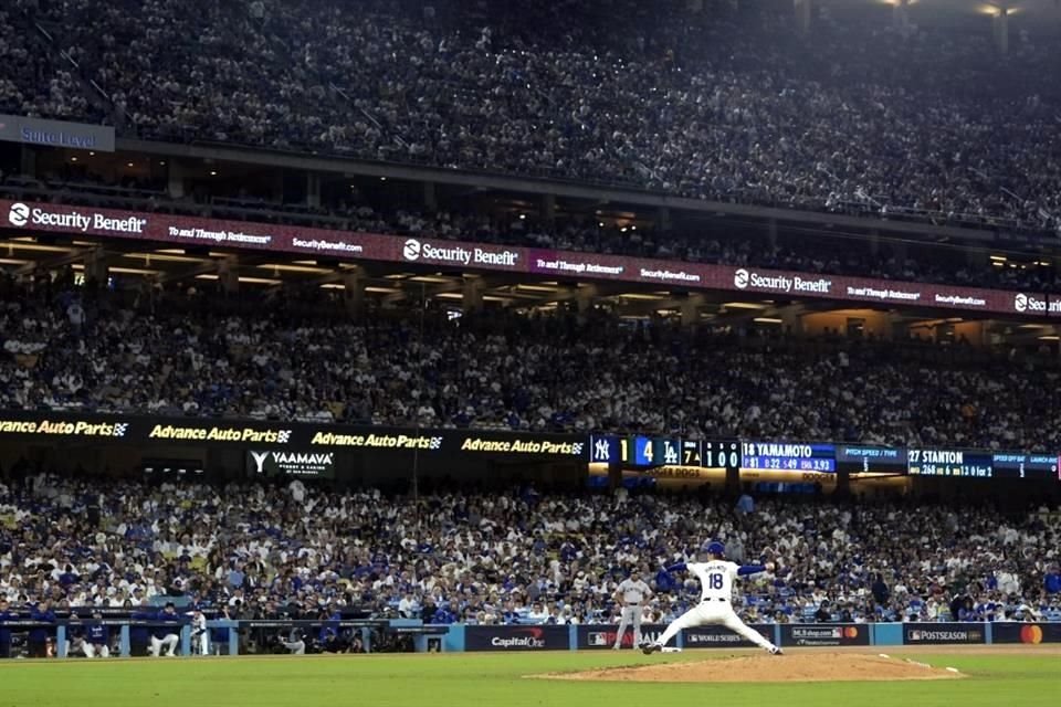 Los Dodgers ganaron 4-2 a Yankees y tomaron ventaja de 2-0 en la Serie Mundial, pero Shohei Ohtani salió lesionado del hombro izquierdo.