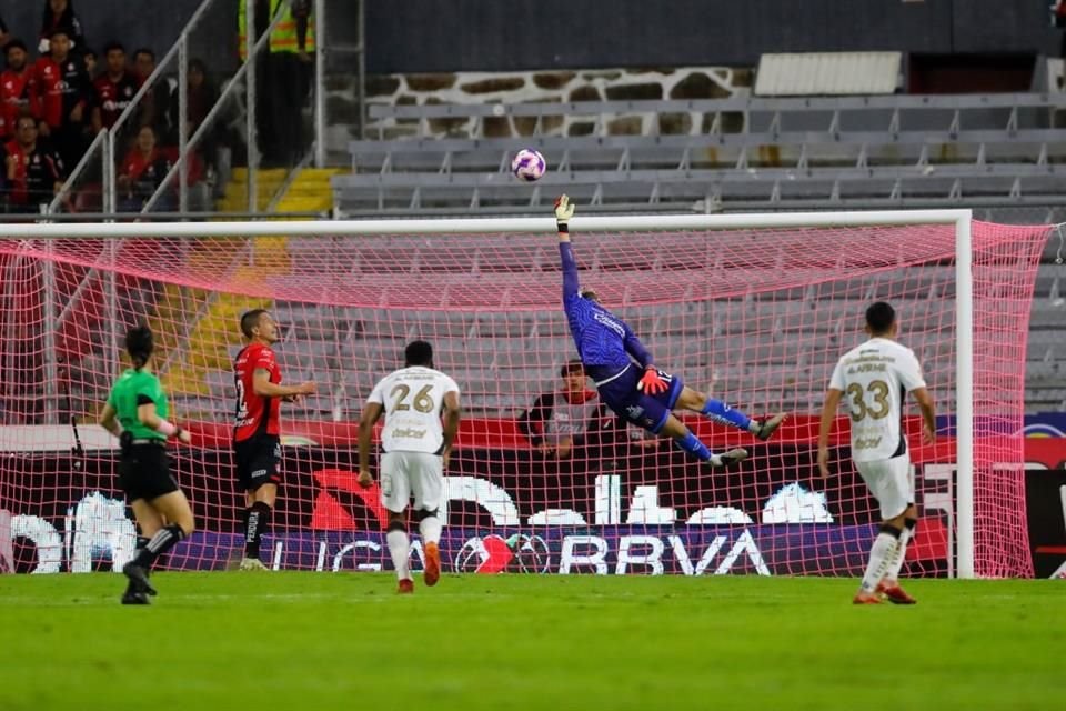 Los Rojinegros llegaron con dos partidos sin anotar gol.
