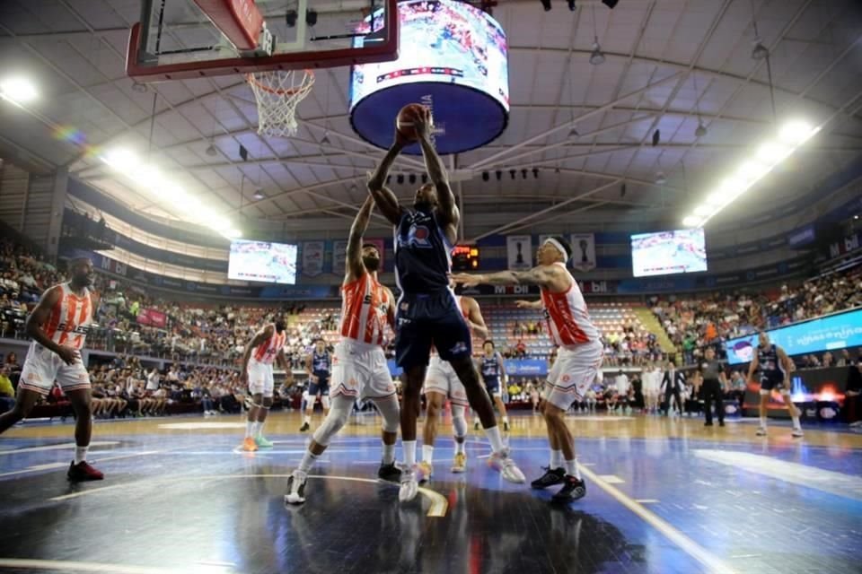 Astros de Jalisco quedó contra las cuerdas; perdió una vez más ante Soles de Mexicali 86-82 el segundo juego de las Semifinales de la LNBP.