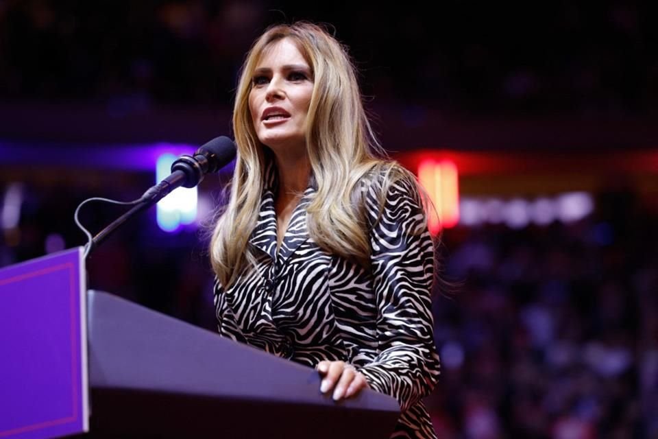 La ex Primera Dama Melania Trump habla durante un evento de campaña en el Madison Square Garden, el 27 de octubre del 2024.