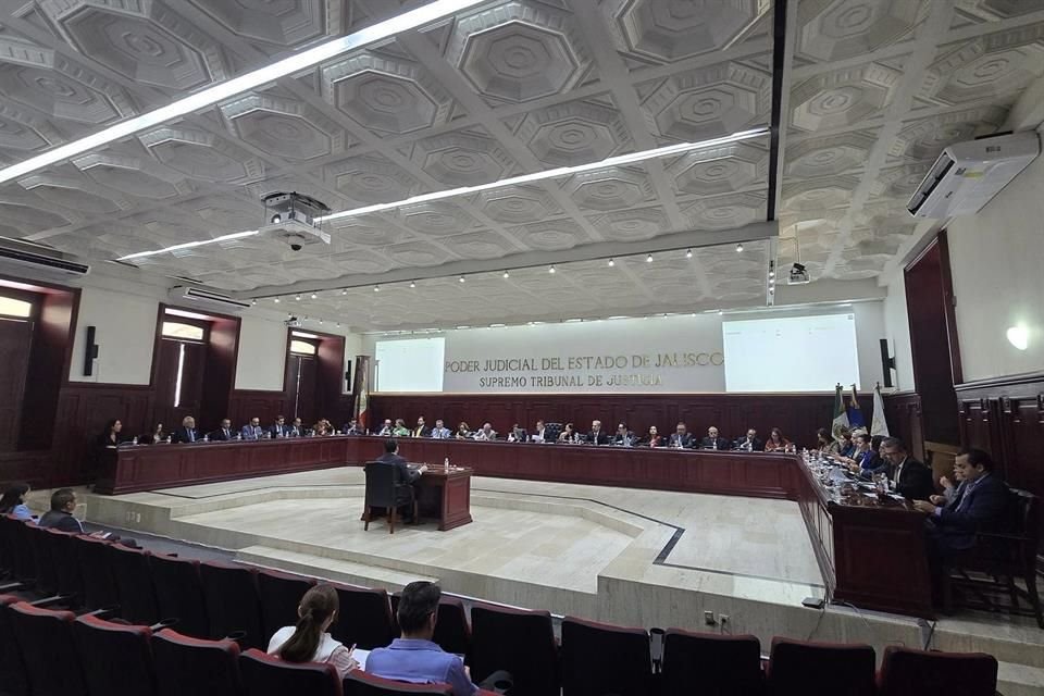 El Supremo Tribunal de Justicia de Jalisco sesionó este lunes.