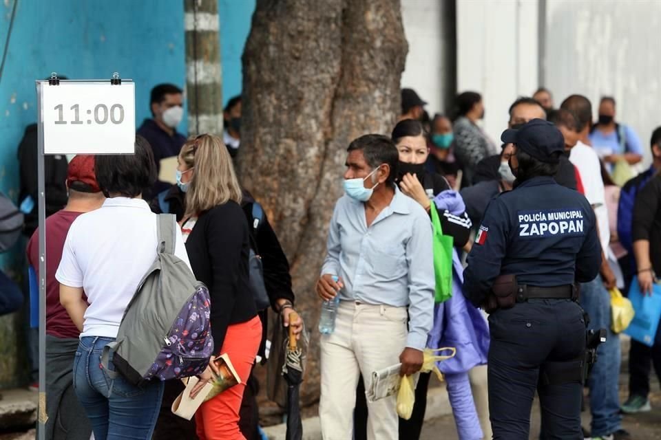 En el módulo del Auditorio Benito Juárez se ha detectado que personas presentan el código QR alterado para vacunarse.
