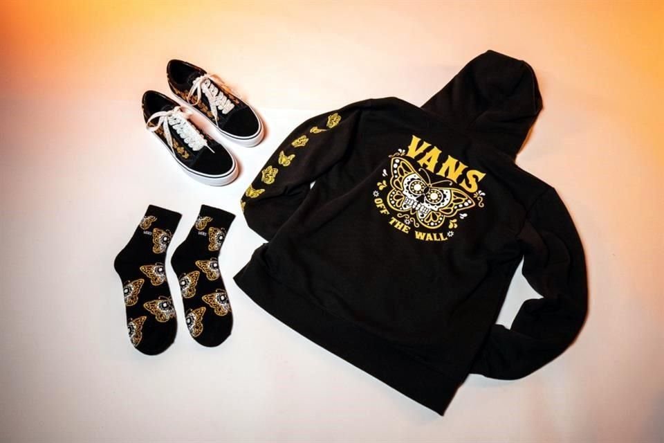 La colección de prendas y calzado de Vans Día de Muertos 2024 conmemora a la leyenda de la majestuosa y peregrina Mariposa Monarca.