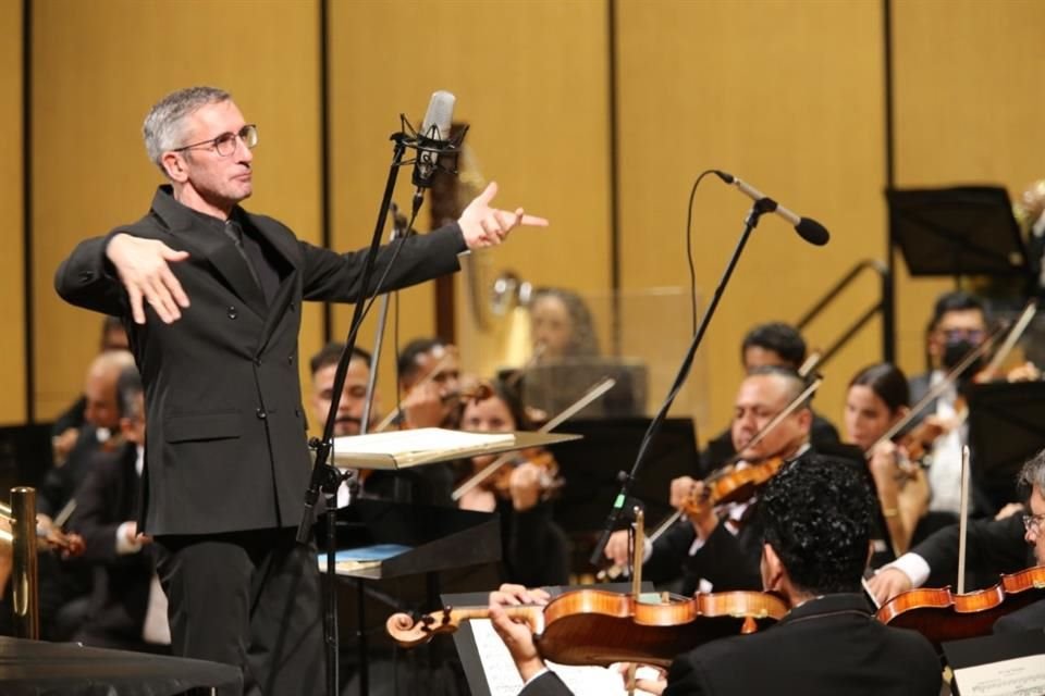 Tercer programa de la temporada de la Orquesta Filarmónica de Jalisco, bajo la dirección de José Luis Castillo.