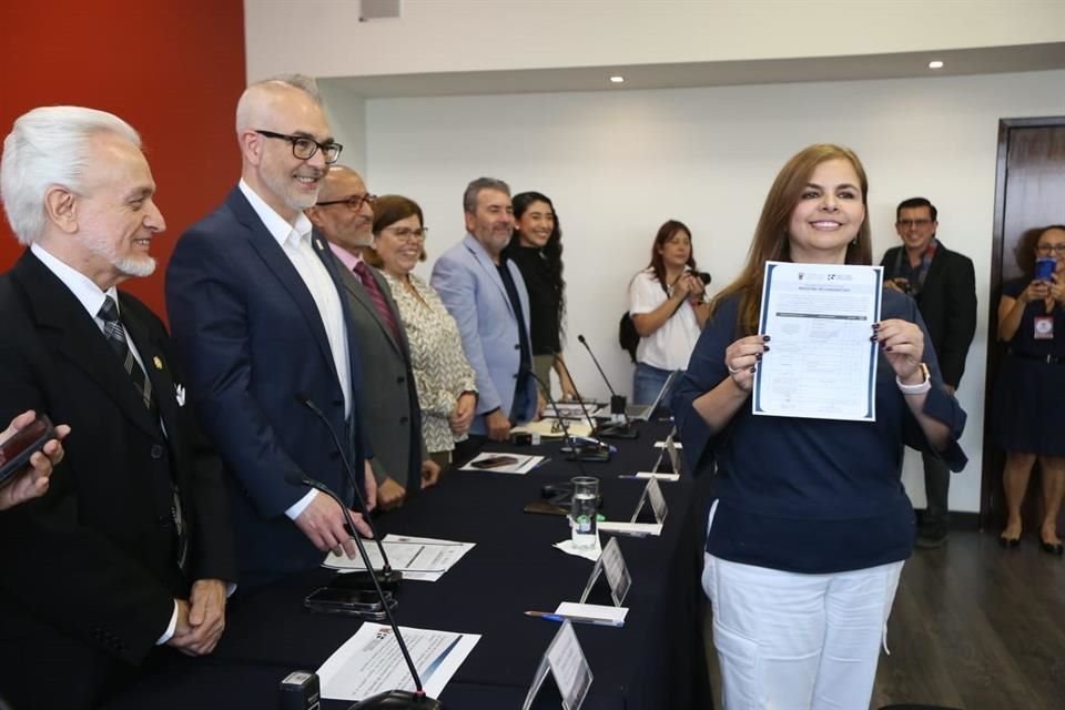 Karla Planter fue la tercera aspirante a la Rectoría de la UdeG que se registró; promete impulsar la investigación y agenda de cuidados.
