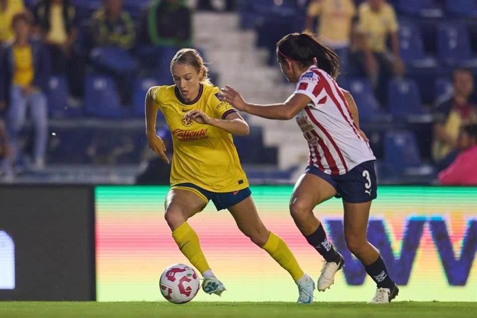 Hay Clásico en la Liguilla de la Femenil, pues América y Chivas jugarán hoy el primero de dos duelos de Cuartos de Final.