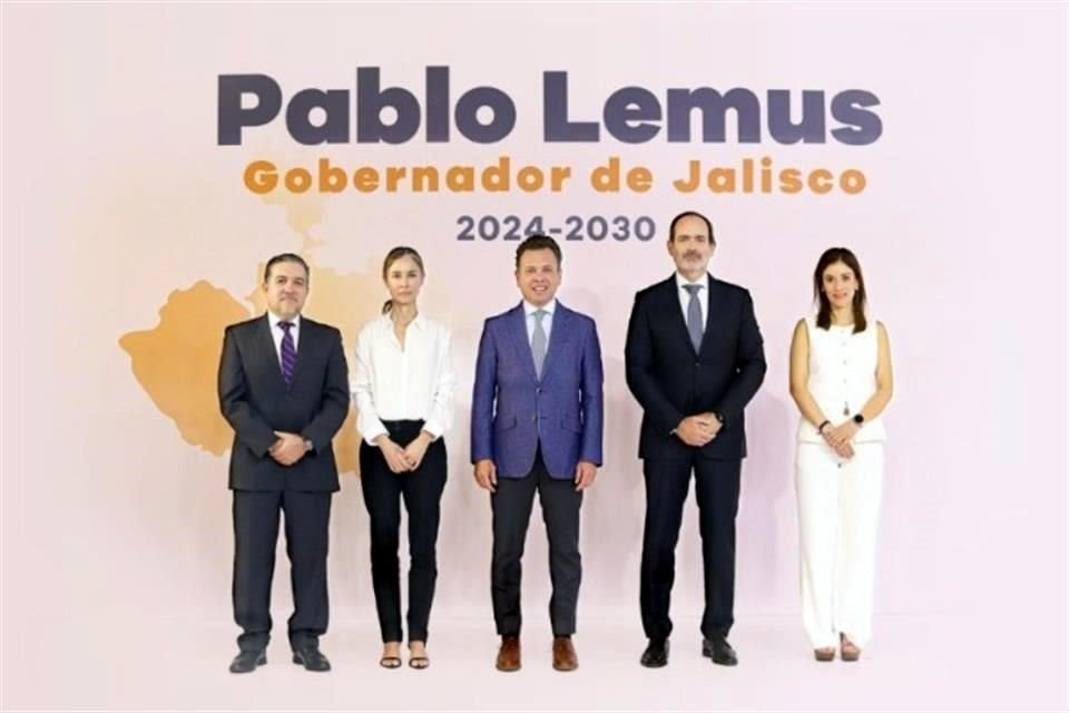 Sergio Ramírez, Elke Tepper, Pablo Lemus, Ricardo Barbosa y Karina Hermosillo.