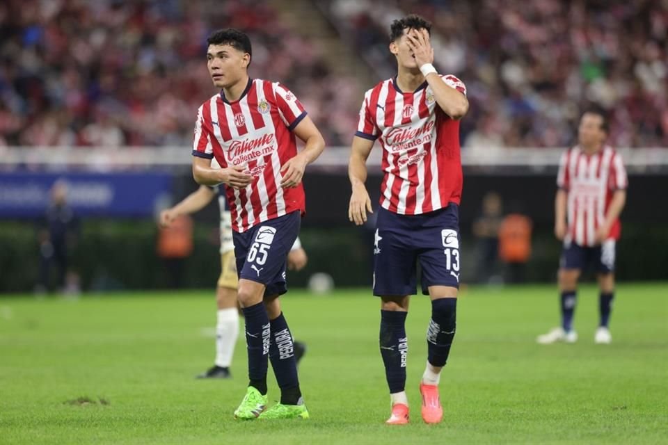 Chivas perdió o empató contra todos los rivales que avanzaron a la Fase Final, mediante la clasificación a Liguilla directa o el Play-In.