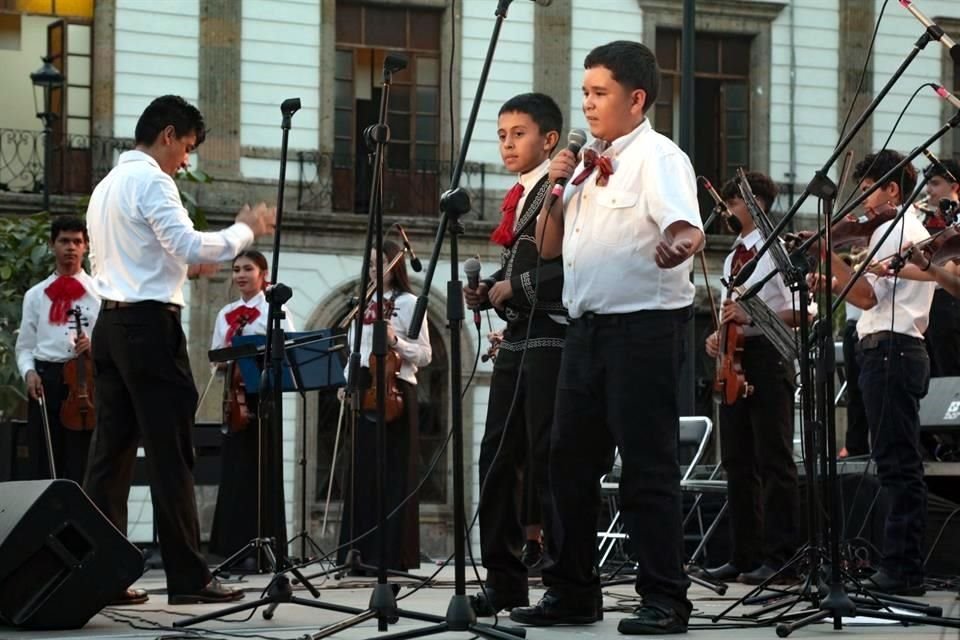 En contraste Ecos Música para la Paz, que promueve a jóvenes músicos, tendrá un nuevo recorte y se quedaría con 24.5 millones.