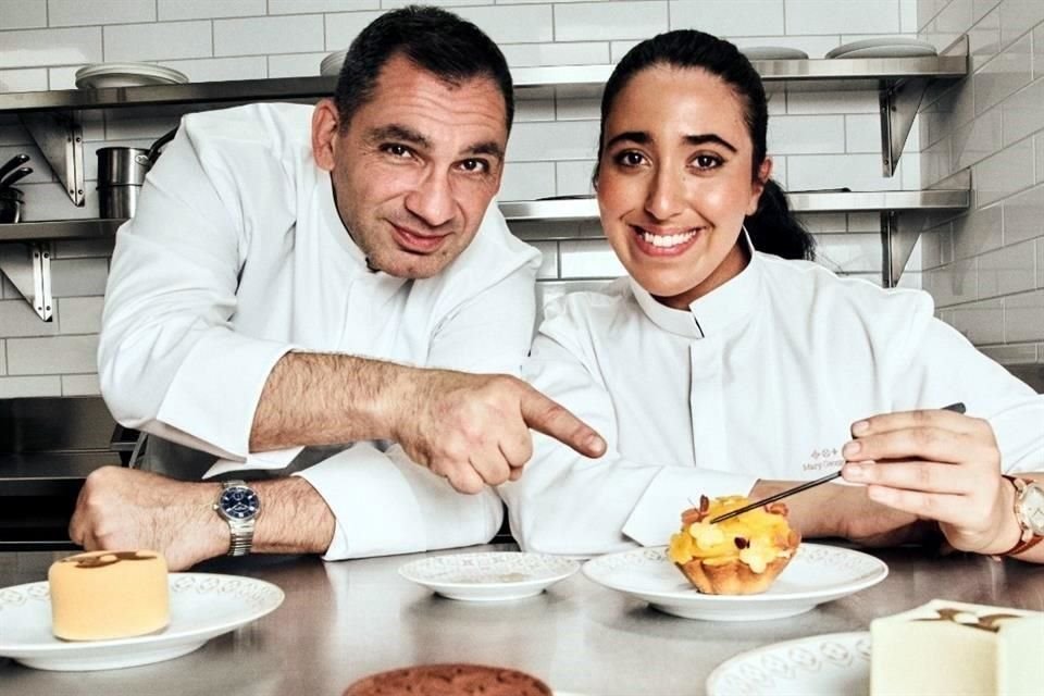 Los chefs franceses Arnaud Donckele y Maxine Frédéric, servirán diversos platillos exclusivos de la marca.