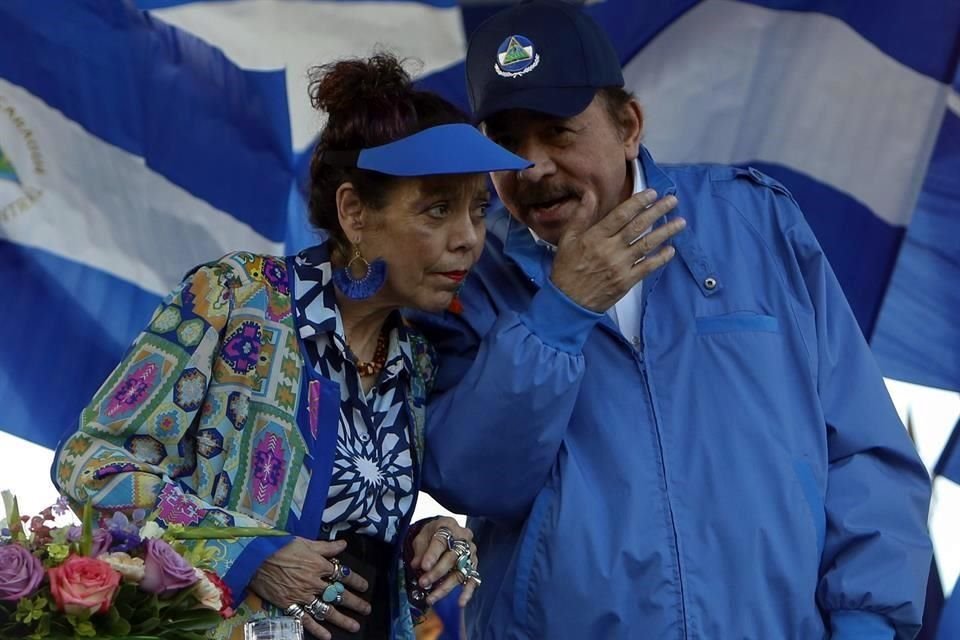 El Presidente de Nicaragua, Daniel Ortega, y su esposa y Vicepresidenta Rosario Murillo.