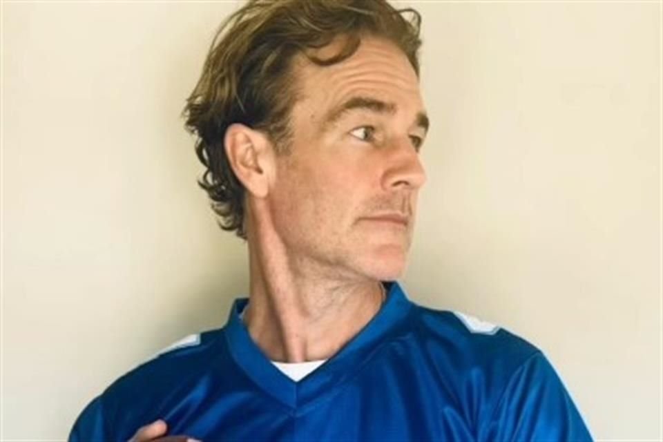 En la cinta, que en México se conoció como 'Juego de Campeones', Van Der Beek interpretó a un mariscal de campo suplente del equipo de fútbol americano de una escuela secundaria.