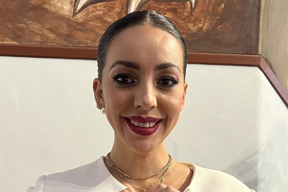 Yussara Canales, diputada del Partido Verde, impulsa iniciativa de ley para desaparecer multas por no realizar verificación vehicular en Jalisco.