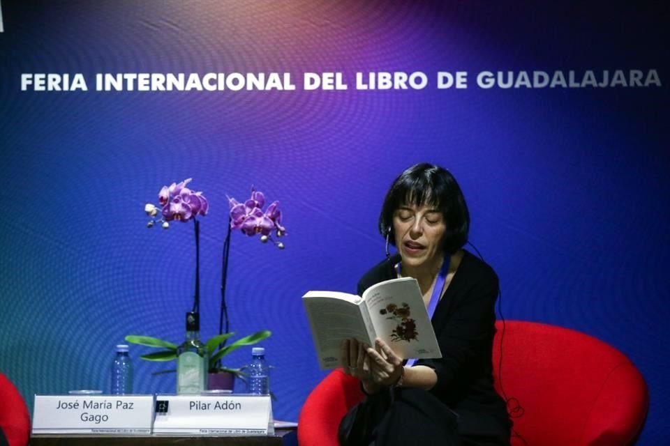 Pilar Adón participó en varios eventos durante su visita a la FIL.