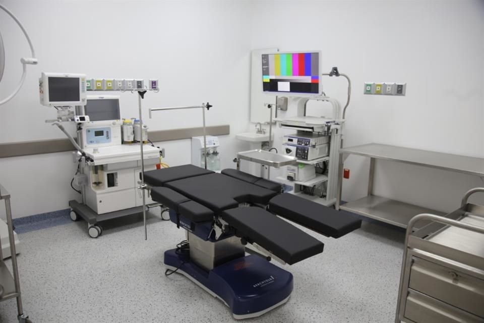 Jalisco tendrá la primera Red de Hospitales-Escuela en México, enfocada en dar atención médica a 4 millones sin seguridad social.