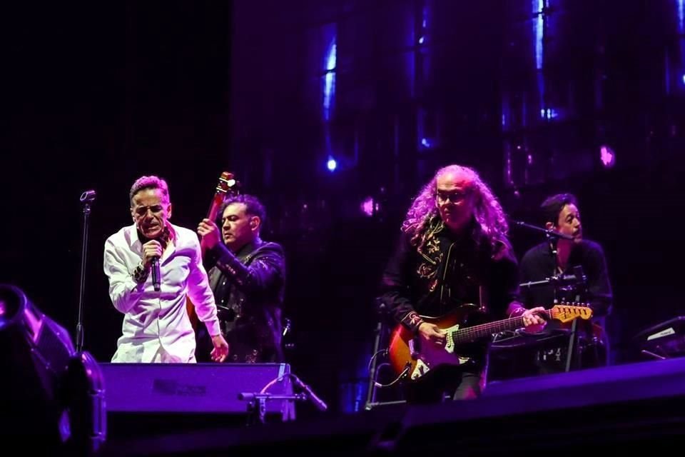 Después de un veto de siete años, Café Tacvba volvió a interpretar su célebre tema 'La Ingrata' en el Estadio GNP.