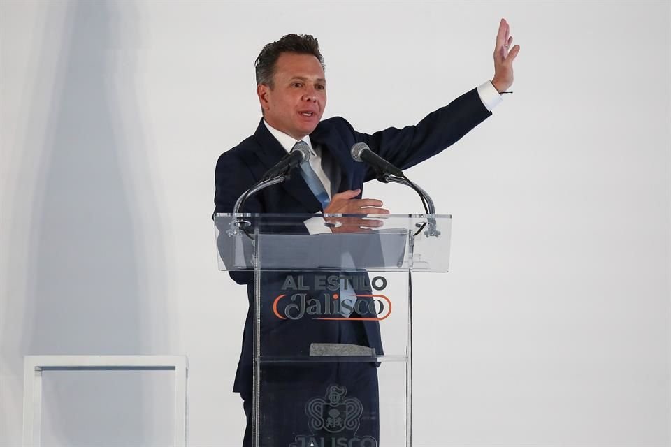 Pablo Lemus, durante su discurso tras tomar protesta como Gobernador de Jalisco.