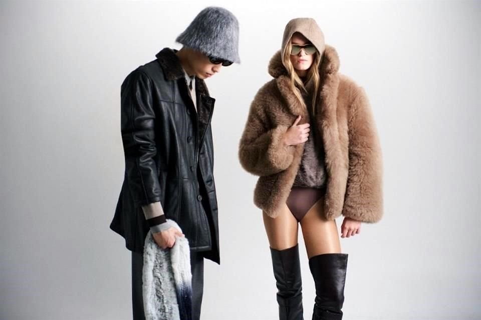 Snö presenta chaquetas acolchadas en polyester con rellenos de pluma de ganzo y acentos en piel de zorro, prendas reversibles con gabardina y detalles suaves, resistentes y versátiles.