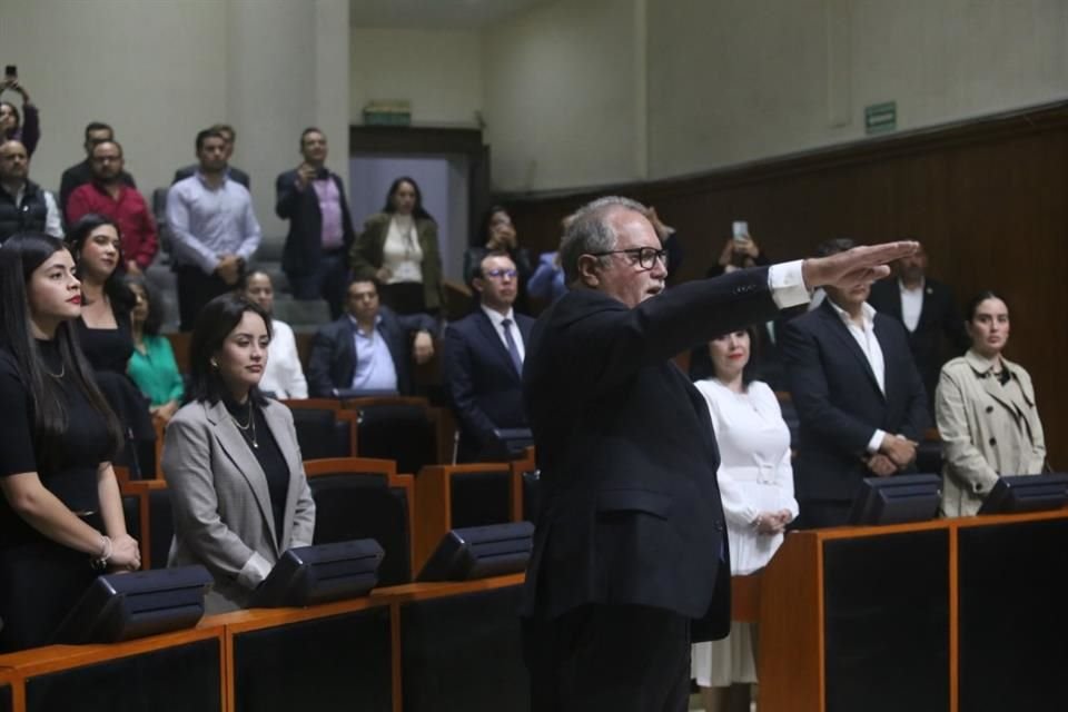 Salvador González, nuevo Fiscal de Jalisco, tiene una larga trayectoria en la procuración de justicia y podría representar la continuidad en el trabajo de la Administración pasada.