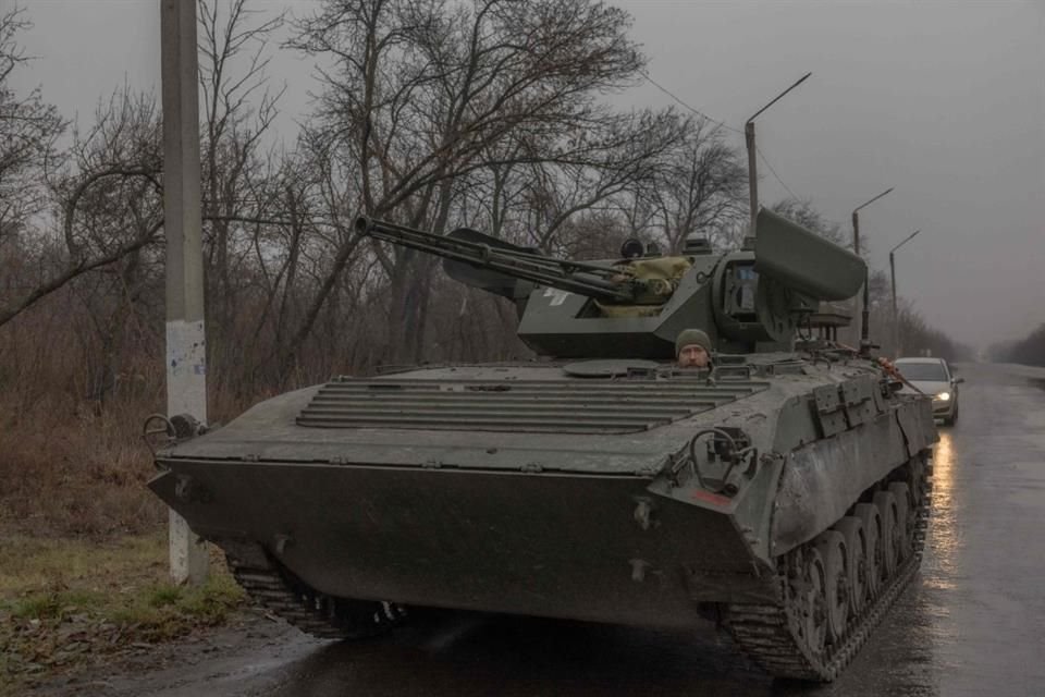 Un tanque en las calles cerca de Pokrovsk, en la región del Donetsk, el 11 de diciembre del 2024.