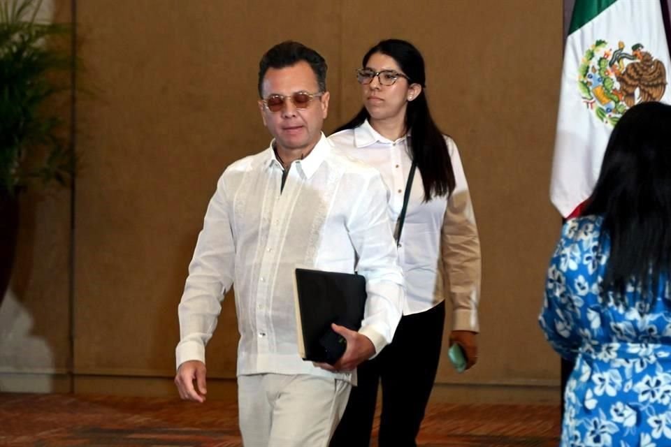 Lemus dialogó con Mandatarios estatales en el marco de la reunión de la Conago el martes en Acapulco.