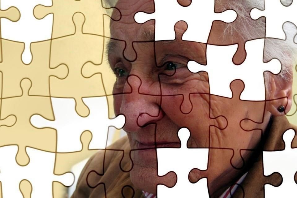 El anticuerpo monoclonal lecanemab consiguió en su ensayo clínico fase III ralentizar en un 27 por ciento el deterioro cognitivo en pacientes con Alzheimer leve.