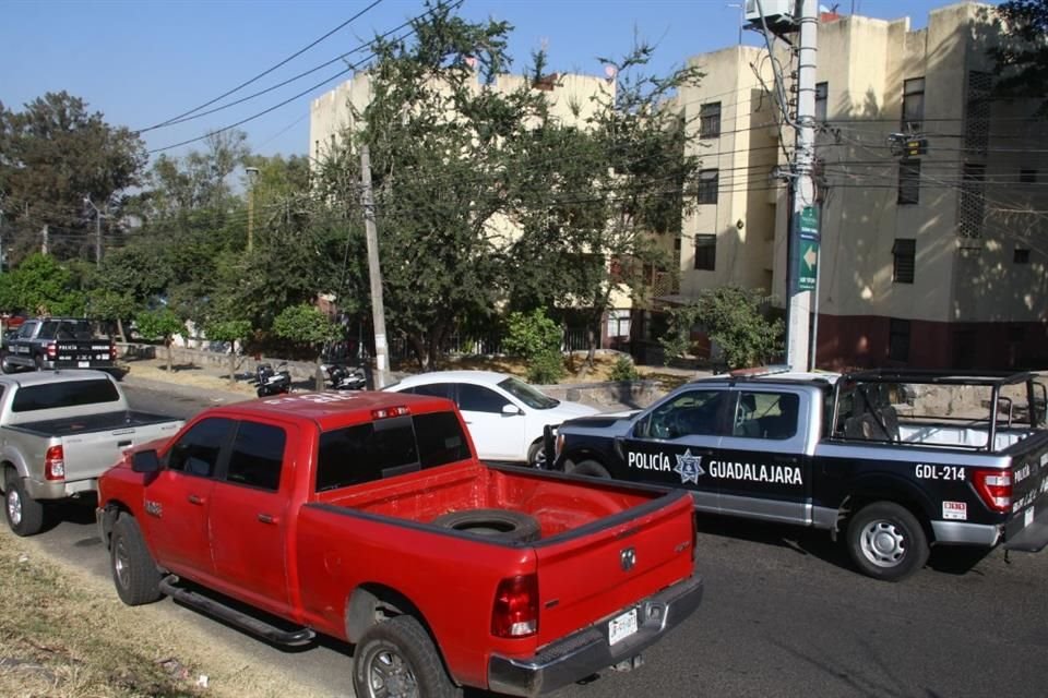 El incidente ocurrió entre los pasillos de departamentos que se ubican en la Colonia Miravalle.