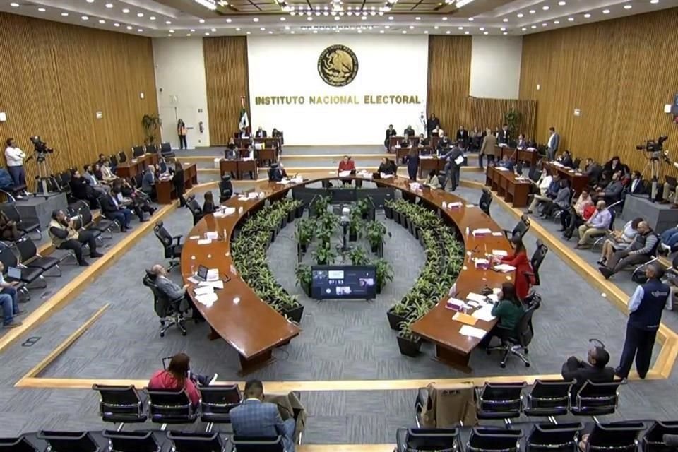Tras un acuerdo entre consejeros, presupuesto que destinará el INE para la elección del Poder Judicial será de 6 mil 219 millones de pesos.