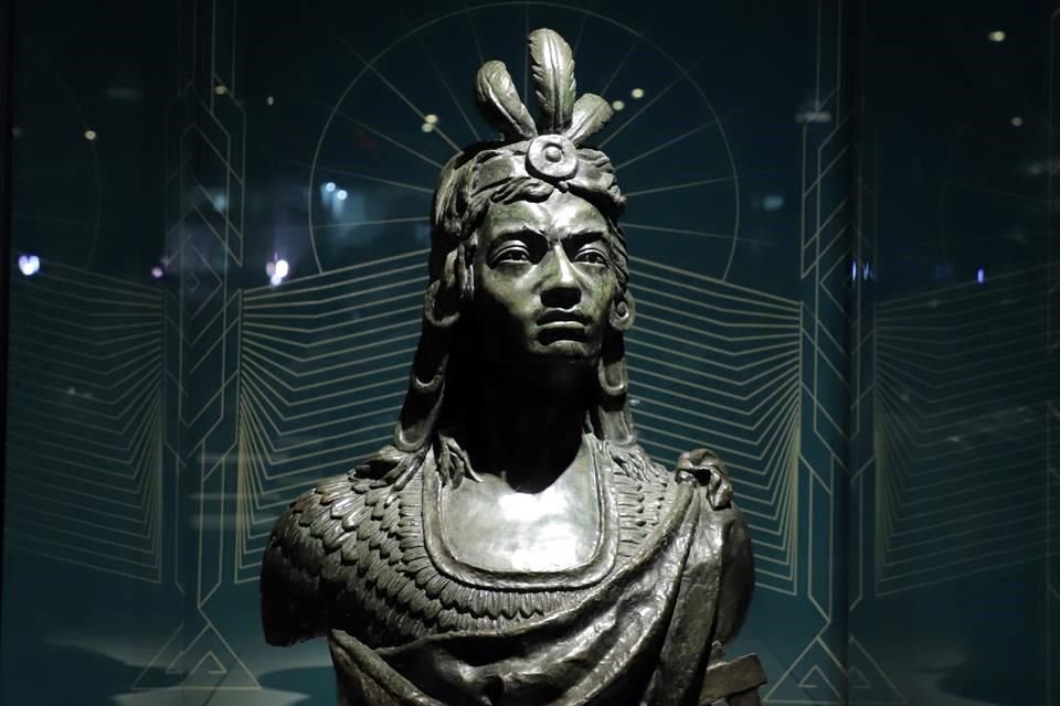 La exposición 'Cuauhtémoc. Historia y memoria' se adentra en la vida y legado del último Huey tlatoani.